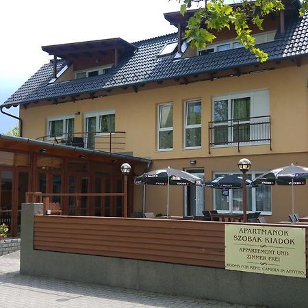 Adam Apartmanhaz Siófok Zewnętrze zdjęcie