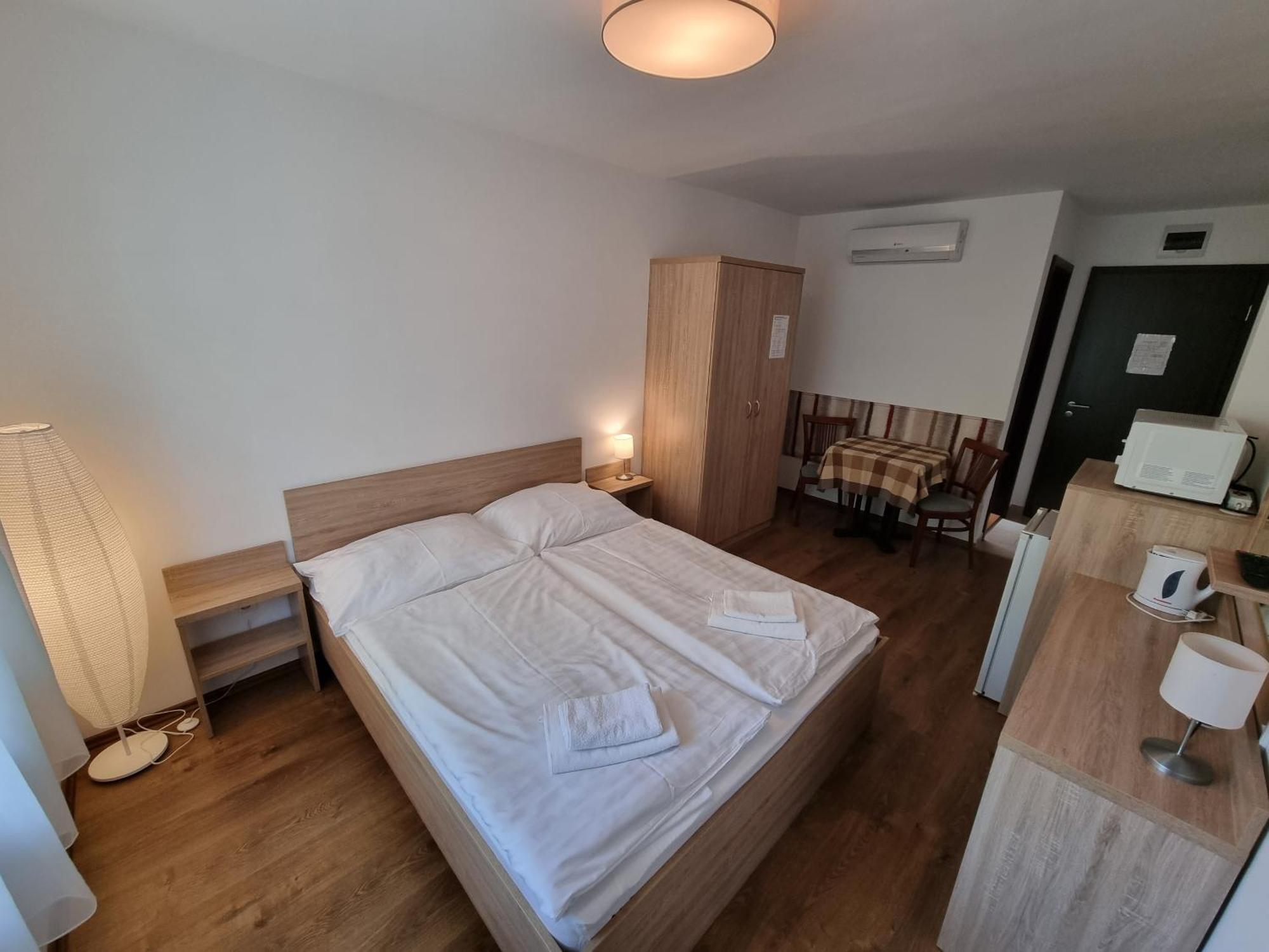 Adam Apartmanhaz Siófok Pokój zdjęcie