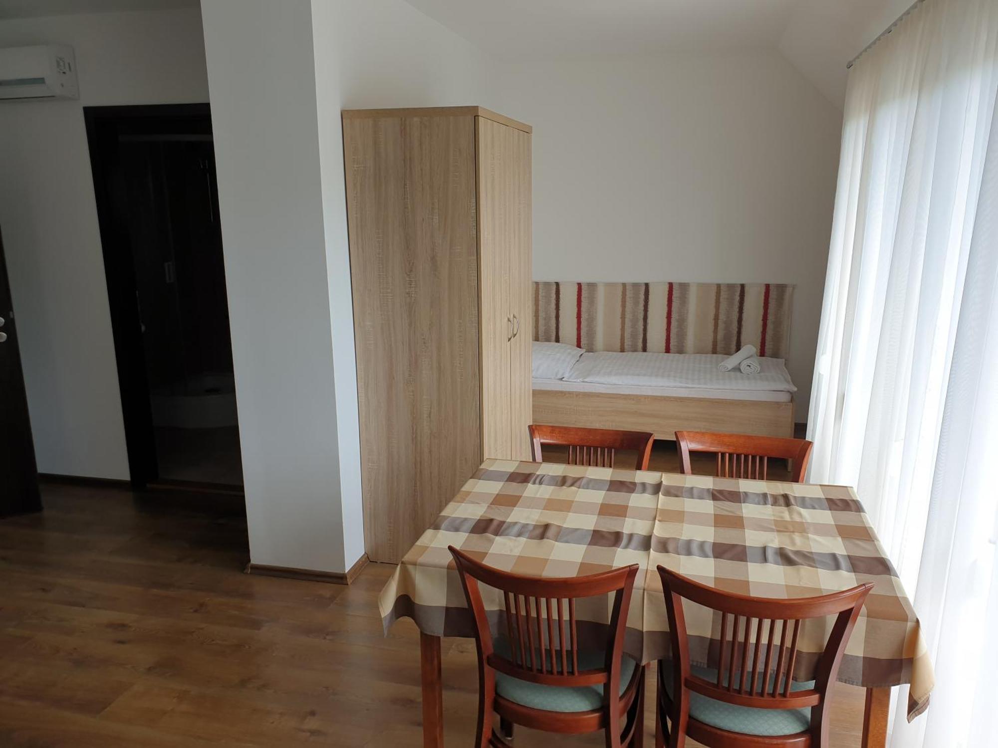 Adam Apartmanhaz Siófok Pokój zdjęcie